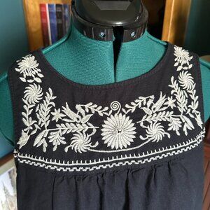 Black Linen J Crew embroidered dress - Large